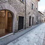 Cherihomeassisi Apartment